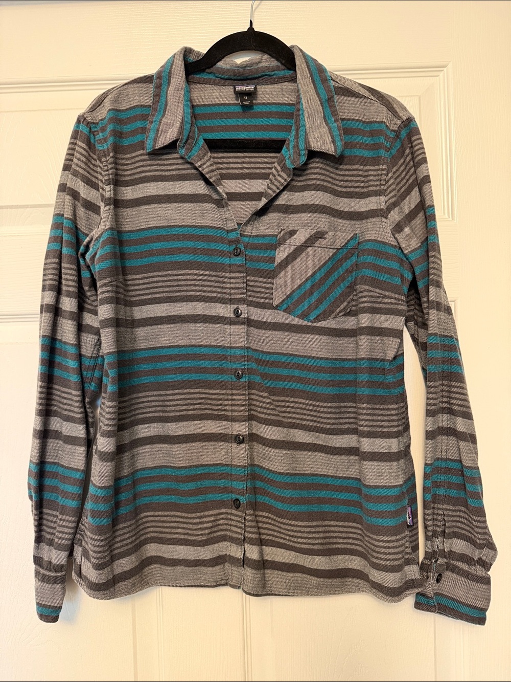 Patagonia Women's Long-Sleeve Striped Button-Up Shirt - Gray & Teal